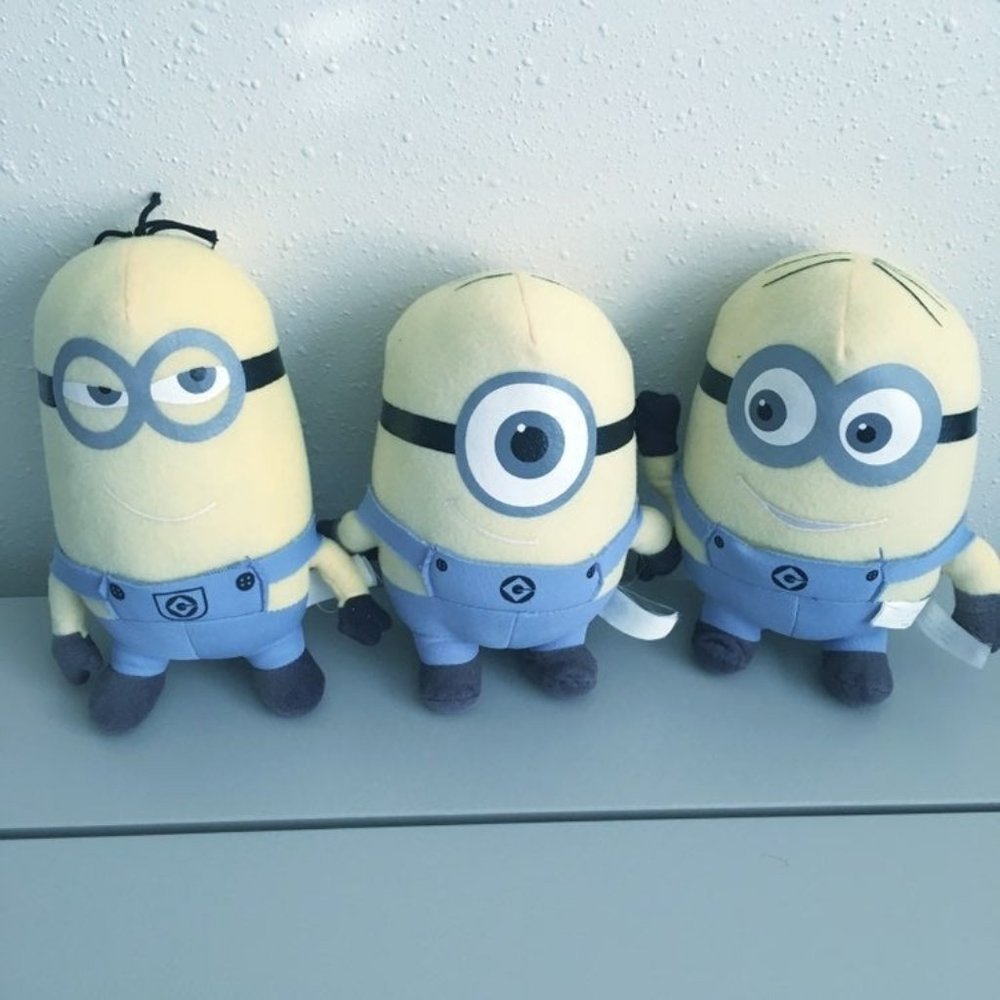 3 Minion Despicable Me Plushies